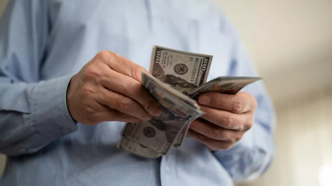 2025-08-25-image-8-j_1100